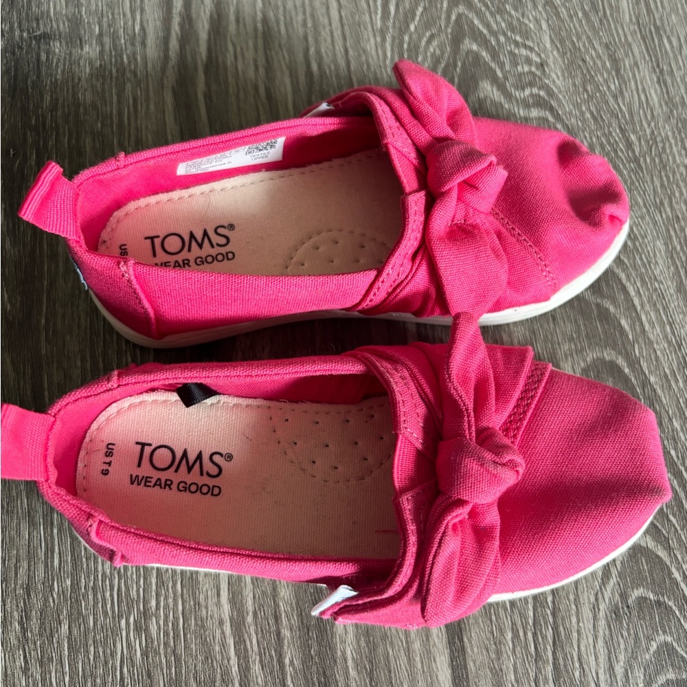TOMS Hot Pink Knot Canvas Slip-Ons Toddler Shoes Size T9